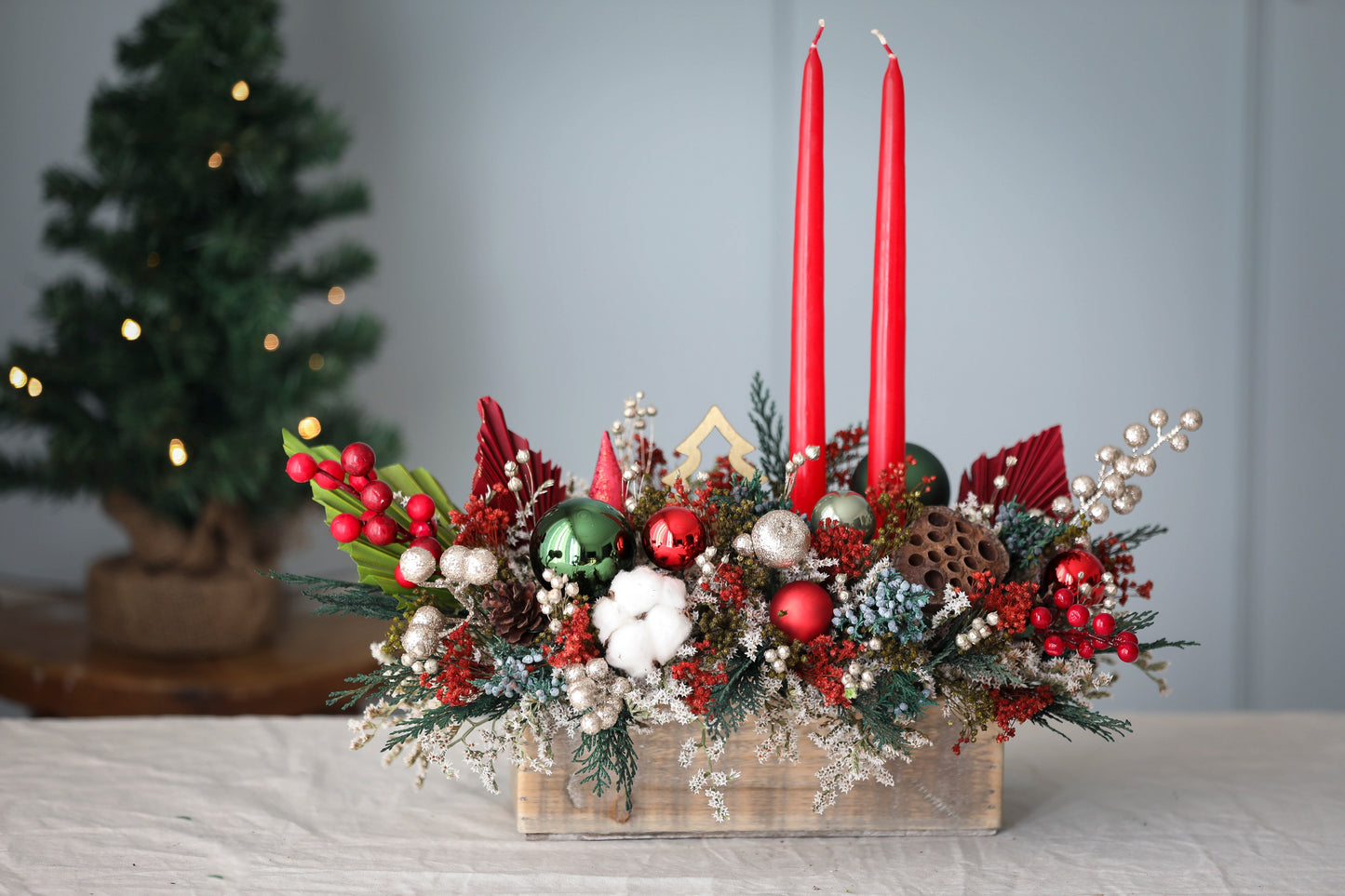 Red & Green Ornaments Candle Centerpiece