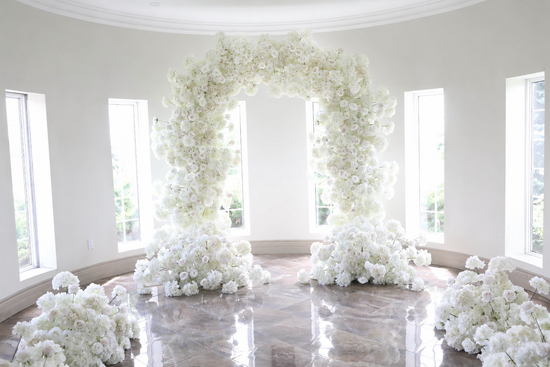 The Estate | Silk Wedding Arch Rental Niagara – Heavenpartyflowers The Estate | Silk Wedding Arch Rental Niagara – Heavenpartyflowers