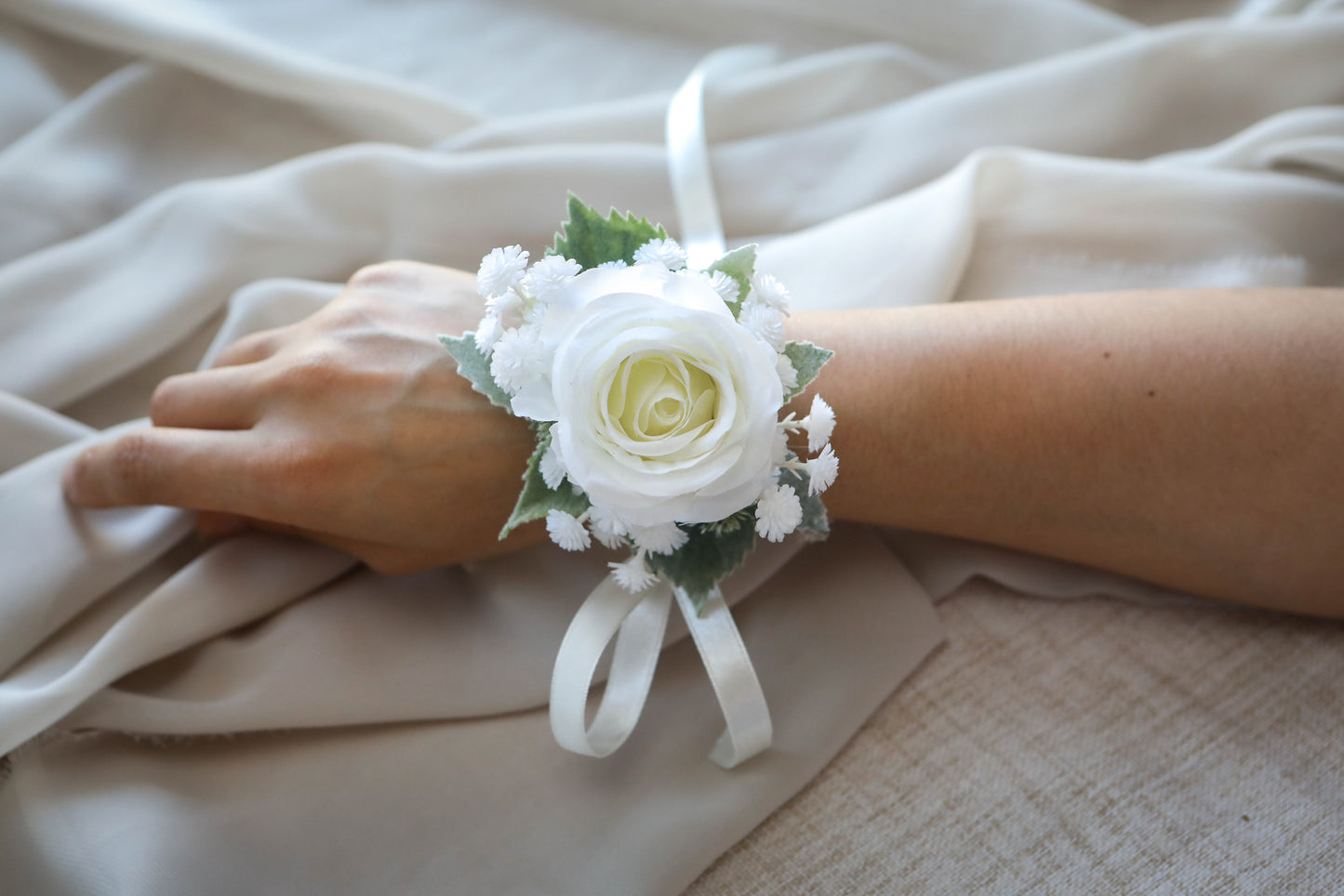 Classic White Roses Bouquet