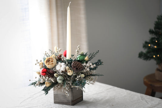 Dried Flowers & Ornaments Candle Centerpiece