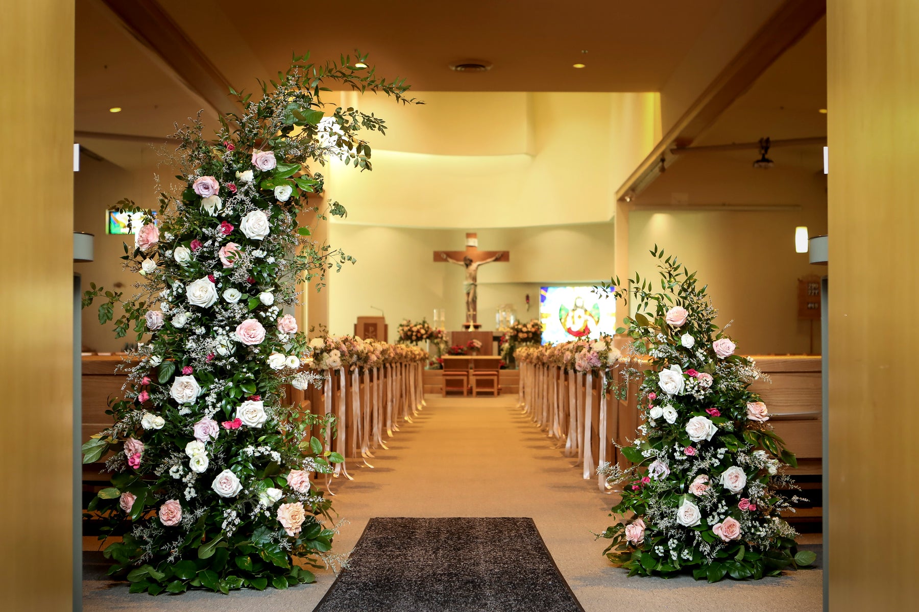 Real Weddings by Heaven Flowers
